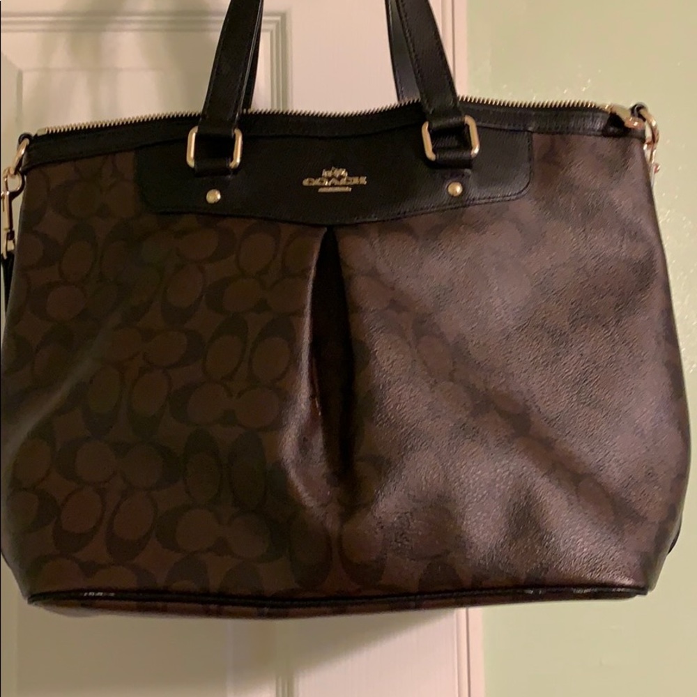 Coach purse. SOLD